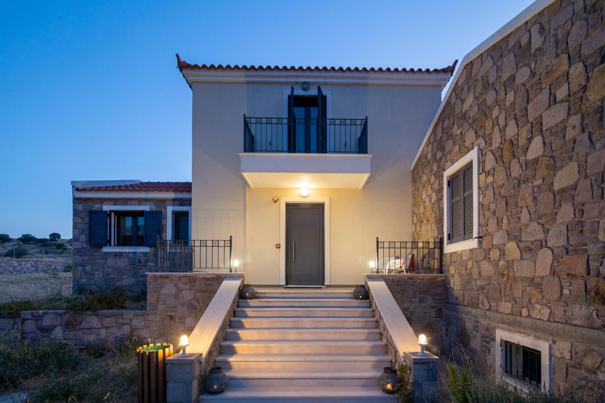 Lampetos Houses Molyvos Митимна Екстериор снимка